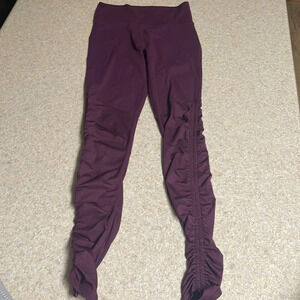 MAROON Fabletics Leggings